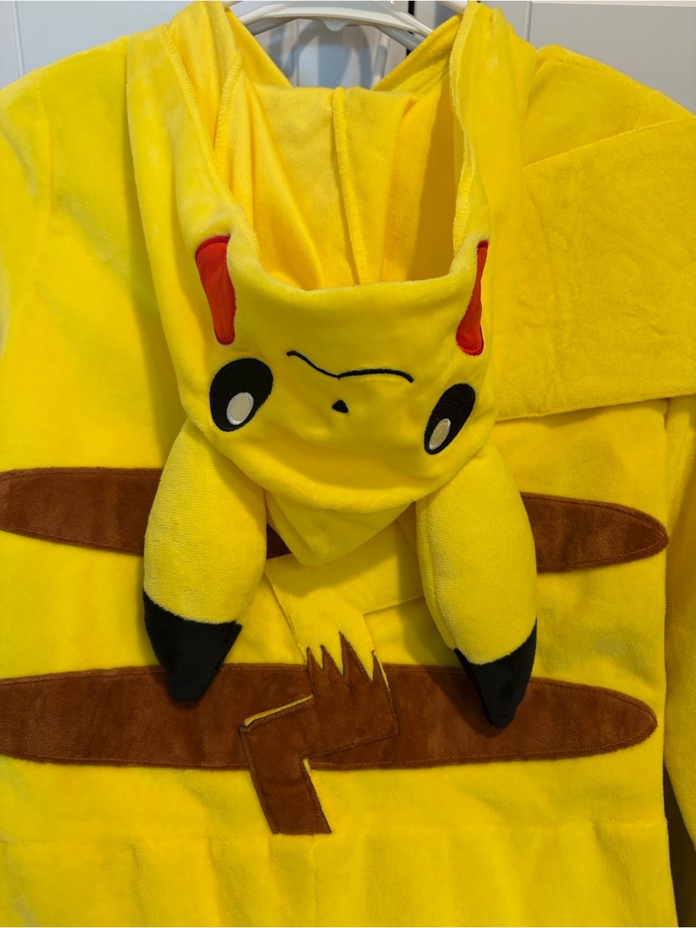 NWOT Pokemon Pikachu Hoodie Jumpsuit Cosplay Halloween Costume - Picture 4 of 6